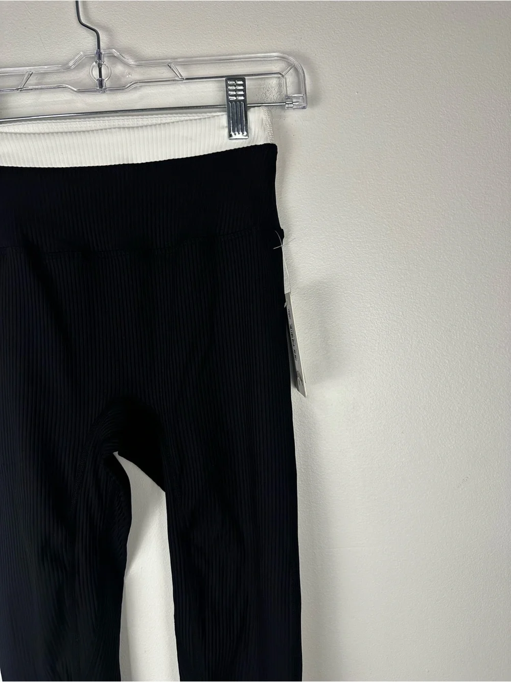 Year of Ours Black and White Ribbed Layered Leggings Women’s Sz XS NWT